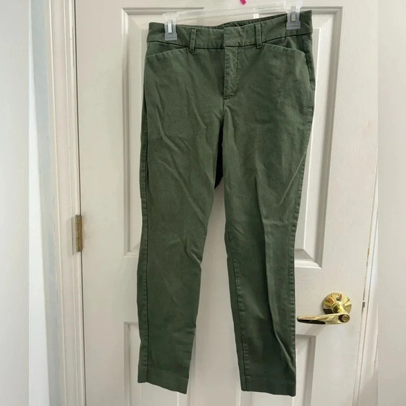 Old Navy Pixie high rise secret slim pockets size 4 - Picture 1 of 7